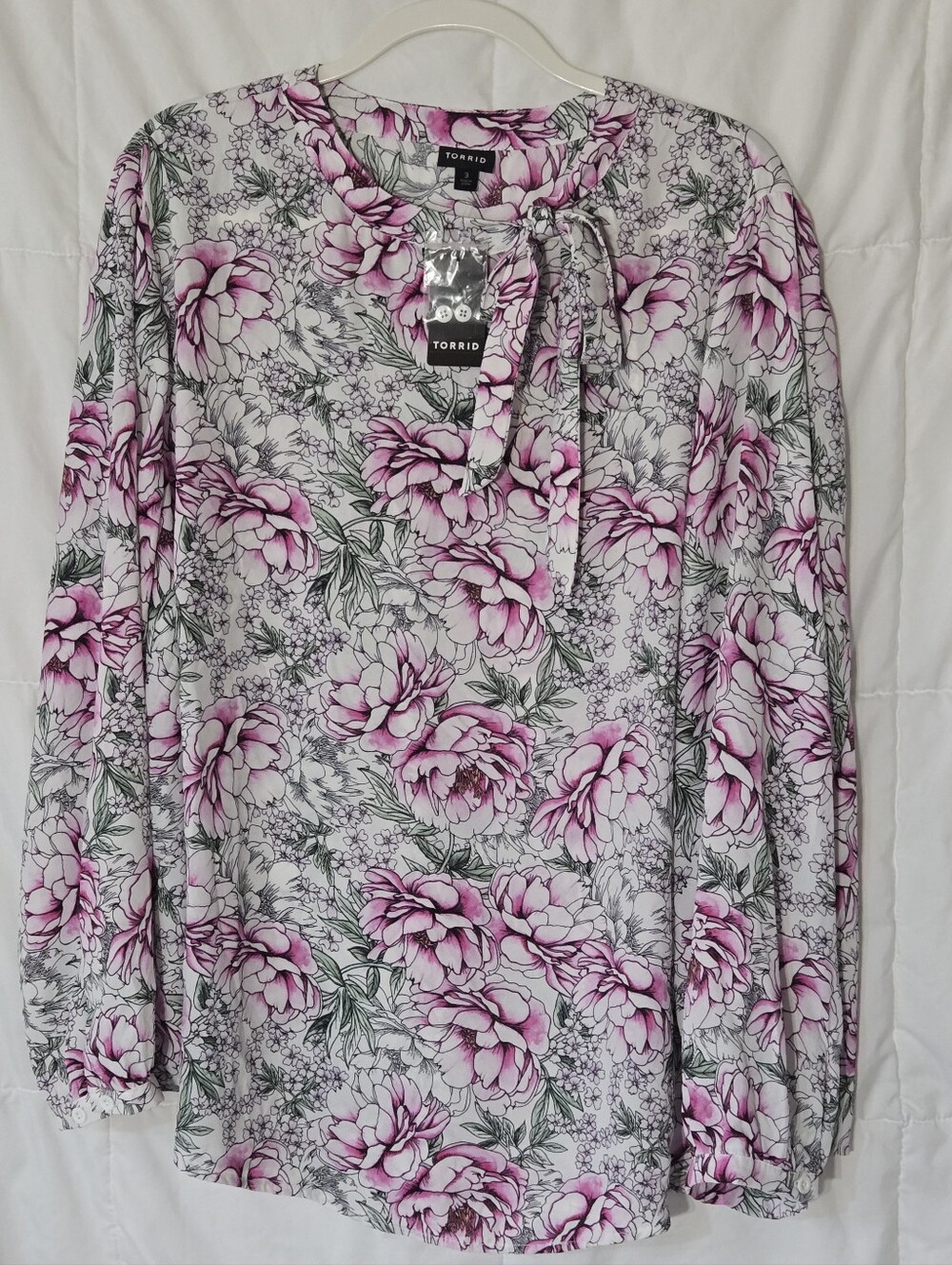 NWT Torrid Blouse Size 3